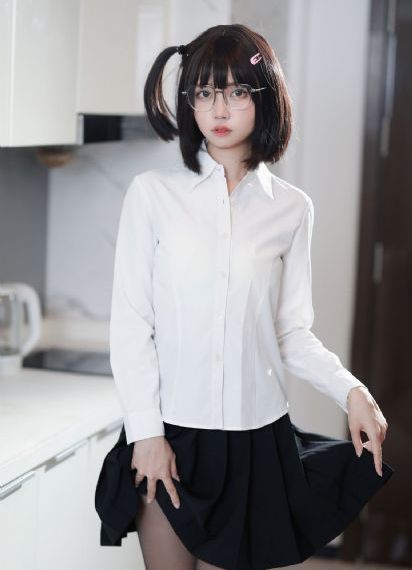 中国bgmbgmbgm老太太70在线_手机免费播放动漫