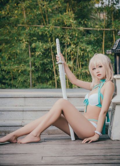 美女宿舍_720高清在线