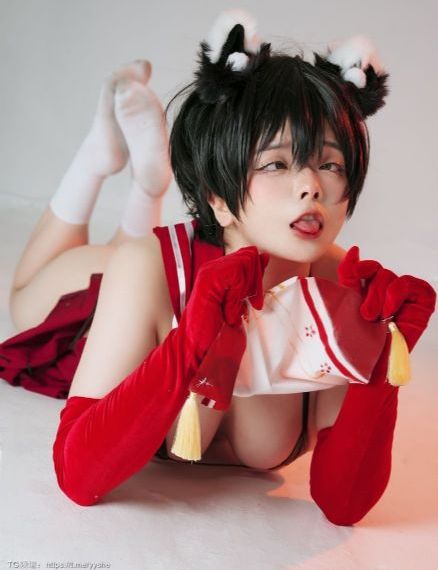 重庆森林粤语_十万网红美女美酱